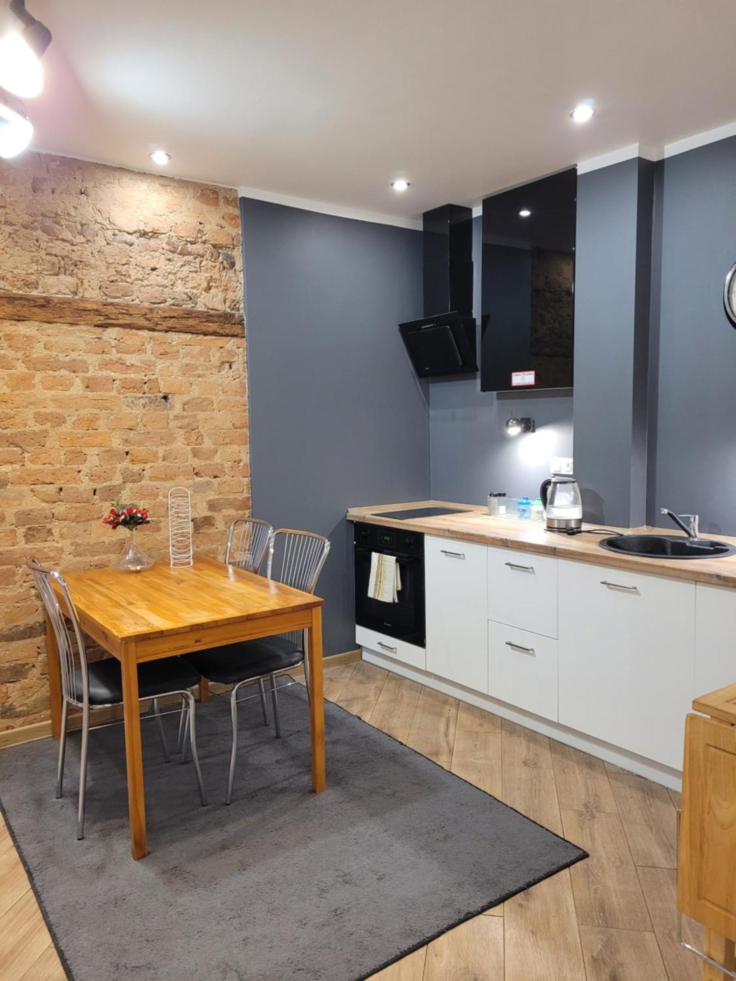 Klimatyczny Apartament Na Starowce